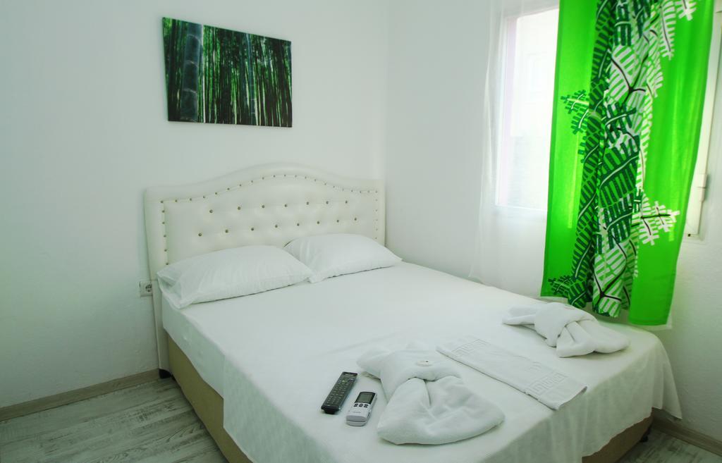 Fullmoon Rooms Cesme Çeşme Exteriér fotografie