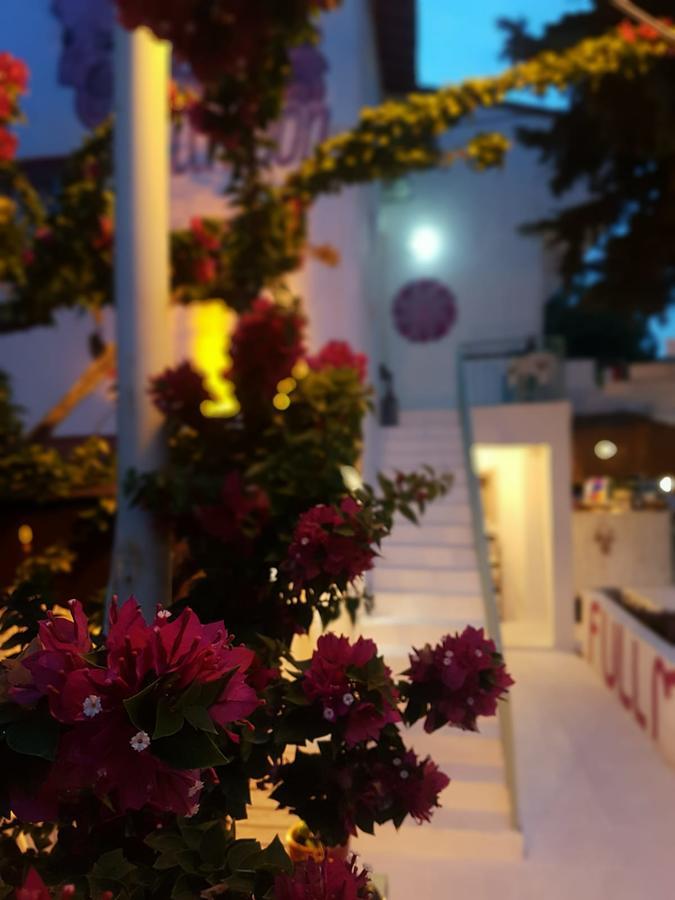 Fullmoon Rooms Cesme Çeşme Exteriér fotografie