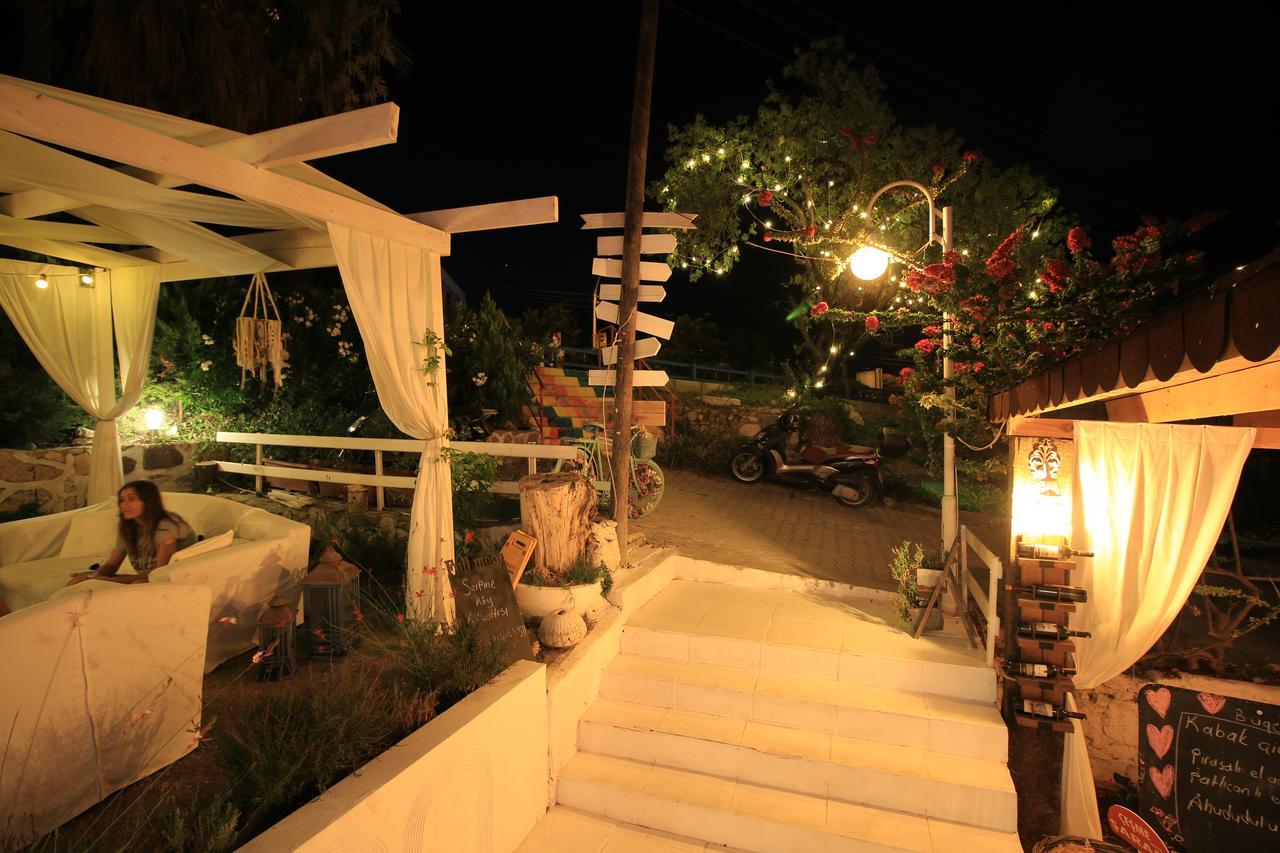 Fullmoon Rooms Cesme Çeşme Exteriér fotografie